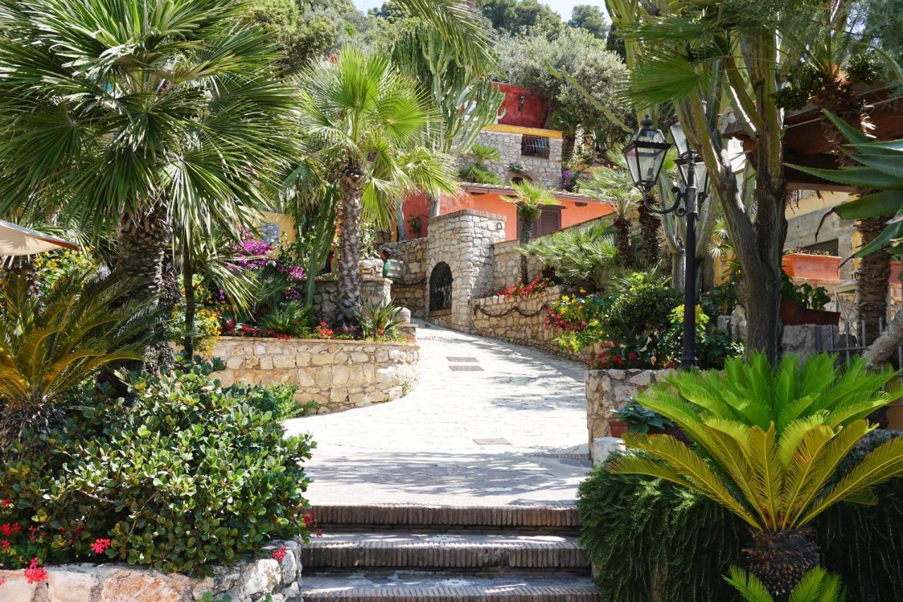 גאטה Aeneas' Landing Resort מראה חיצוני תמונה